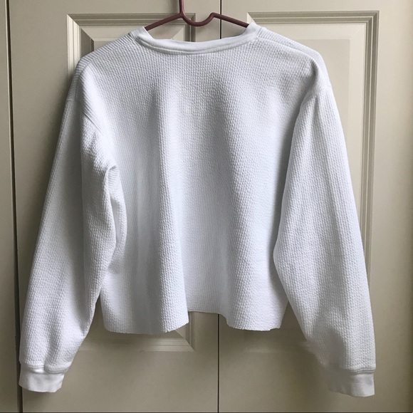 Cropped Sweatshirt - Picture 5 of 8